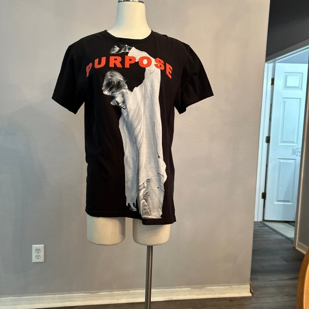 Justin Bieber T-shirt, size medium for women used in great condition